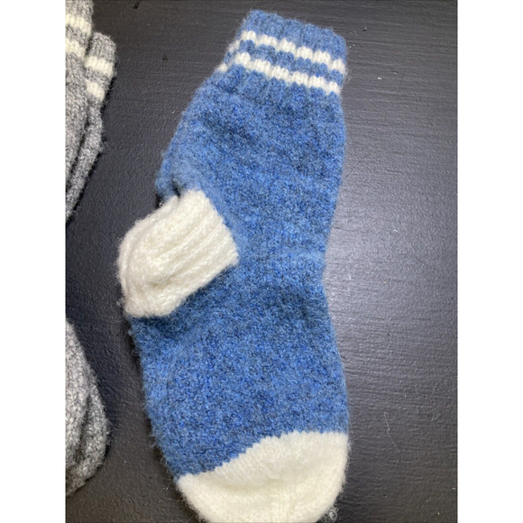 2 Handmade Socks made of natural 100% wool Handmade Men & Women Very Warm Winter - Picture 2 of 6